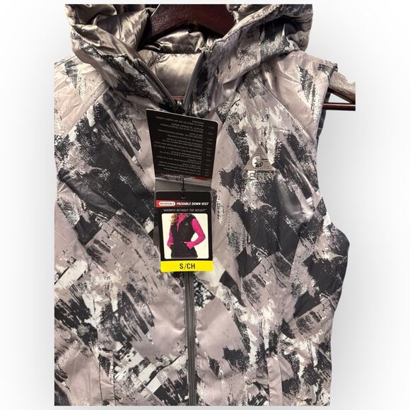 Gerry Reversible Packable Down Vest S Hooded Lightweight NWT Travel - Picture 9 of 12